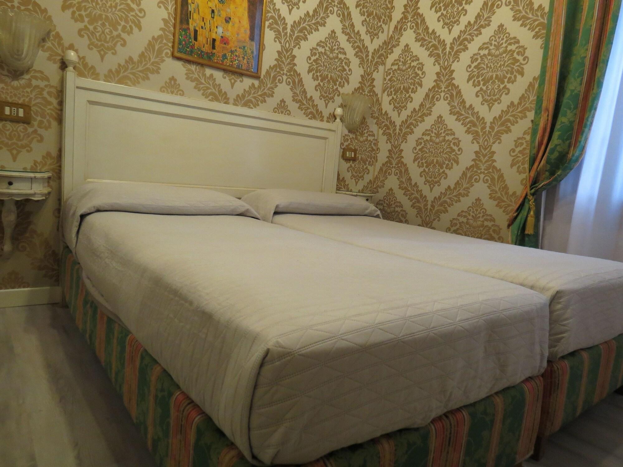 Bridge Hotel Venezia