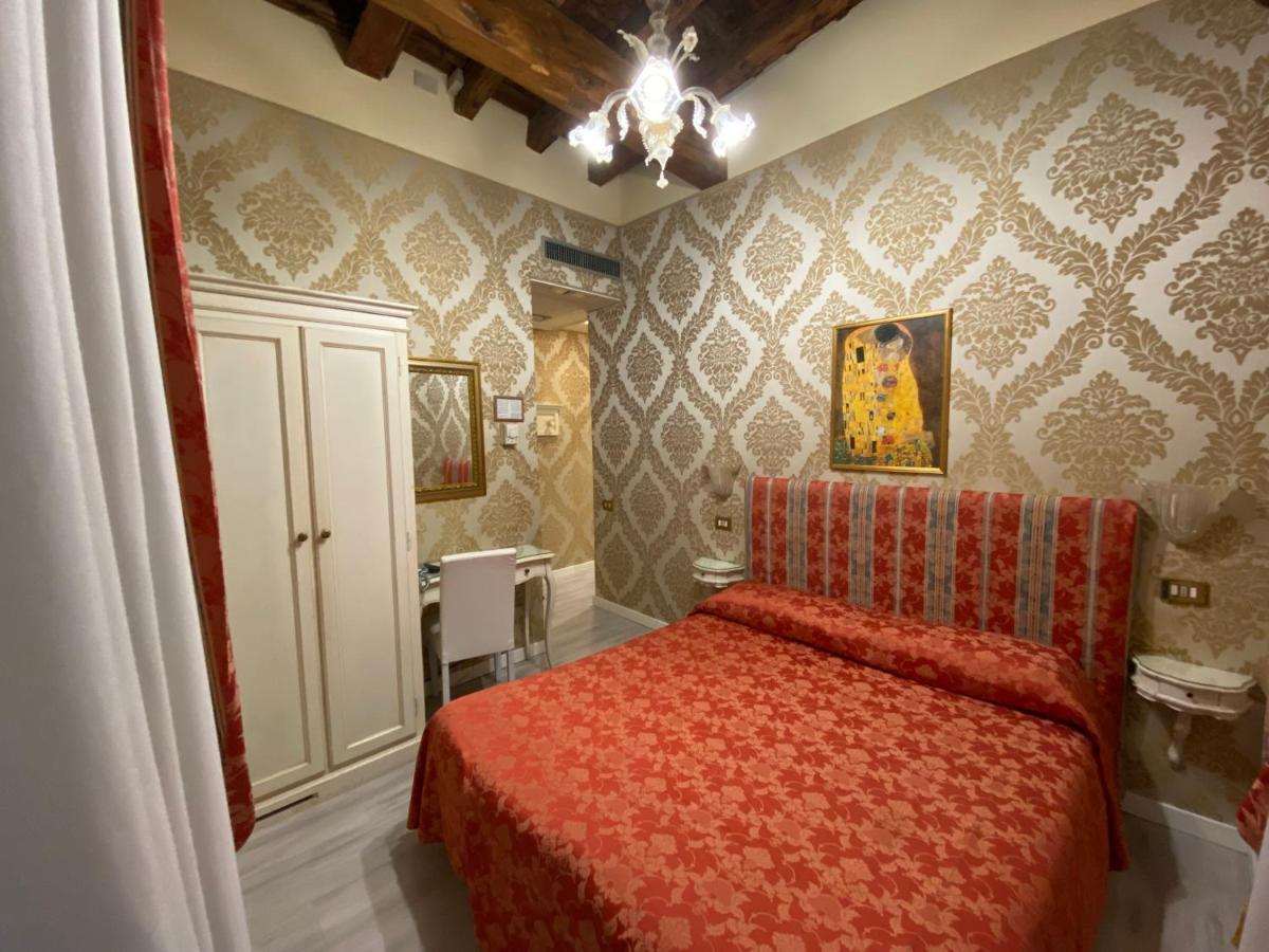Hotel Bridge Venezia